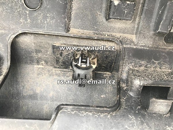  2K5 807 363 VW Caddy III 2K 2K5 2015-17 zadní nárazník 2K5807363 originál  na PDC parksystém  - 5