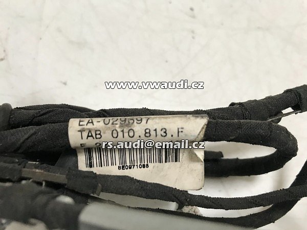 8E0 971 085  AUDI A4 8E 2001 - 2004   zadní  kabelový svazek parkovací  pro  4x PDC senzory  kabeláž   - 6