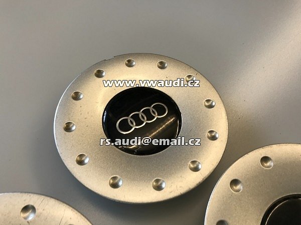 8L0 071 212  +  1J0 071 212  středová krycí poklička šroubů ozdobná pro kola krytka na al.kola Audi 8L0 071 212    VW  - 5