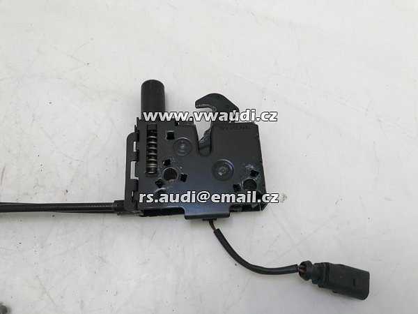 3V0 823 509 B Zámek kapoty spodní díl Škoda Superb 3T přední kapota zámek čelo táhla mechanizmus 3VO 823 509 B - 2