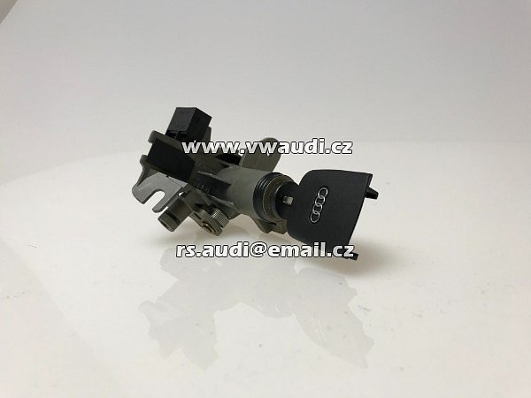8E0 827 573  zámek zadního víka + klíč  Audi A4 B6 8E 2001 - 2005 . 8EO 827 573  - 4