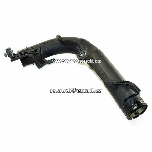 1K0 145 770 AE Potrubí plnicího vzduchu 1KO145770AE VW Golf 6 VI Caddy 2C Passat B7 Potrubí plnicího vzduchu - 2