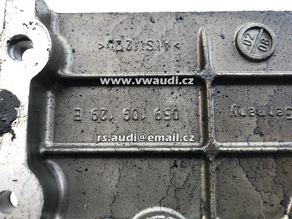 059 109 129 E  2005 Kryt motoru rozvodového řetězu VW Touareg 3.0 V6 Tdi 059109129E - 3