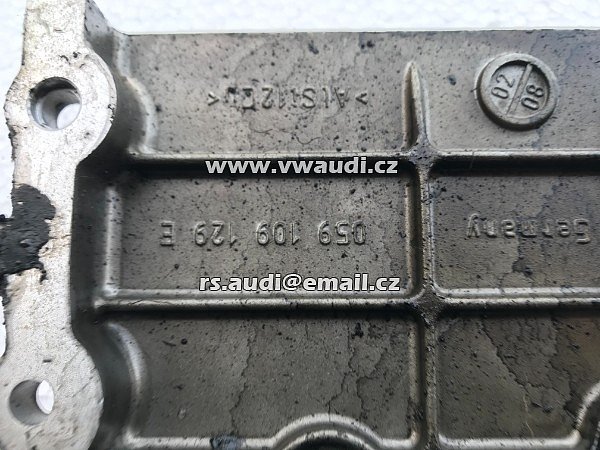 059 109 129 E  2005 Kryt motoru rozvodového řetězu VW Touareg 3.0 V6 Tdi 059109129E - 4