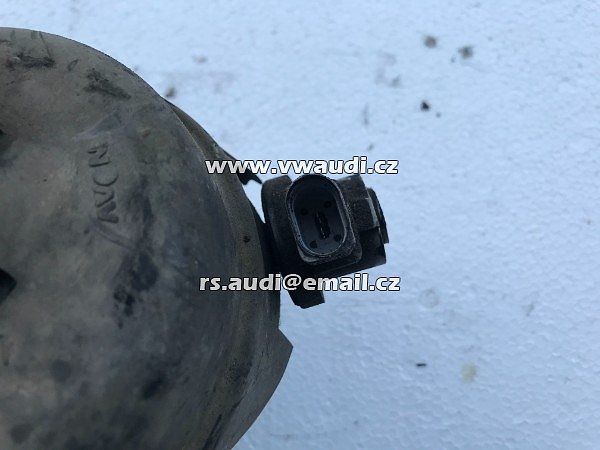 4F0 199 382 B  A6 AUDI pravý 4F2 C6 Avant 4F5 silentblok motoru elektrický  - 3