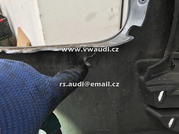 8E0 807 437 AH  Audi A4 B7 2006 2007 2008 Nárazník přední s otvory na ostřikovače světlometů + otvory pro parkovací čídla 4 X - 10