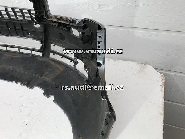 8E0 807 437 AH  Audi A4 B7 2006 2007 2008 Nárazník přední s otvory na ostřikovače světlometů + otvory pro parkovací čídla 4 X - 8