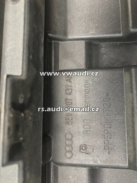 8E0 807 437 AH  Audi A4 B7 2006 2007 2008 Nárazník přední s otvory na ostřikovače světlometů + otvory pro parkovací čídla 4 X - 4