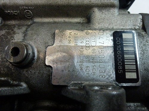 VSTŘIKOVACÍ ČERPADLO AUDI A4 A6 A8 2,5 TDI 059130106K KX 0470506038  ŠKODA Superb Passat VP  44 - 3