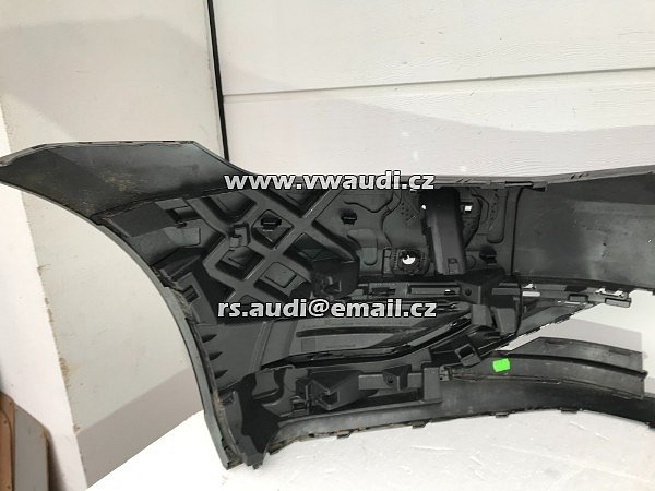 VW Golf VII Facelift Higline GP  2019  Přední nárazník   5GO 807 221 FL .     5G0 807 217 FR B7H ČERNÁ  - 6