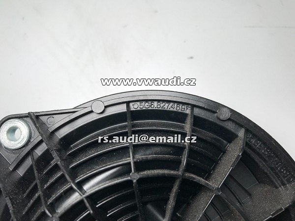 5GE 827 469 Dklika zadních dveří znak VW Otvírač zadních výklopných dveří VW Golf 7 VII 5G9827469D originál - 3