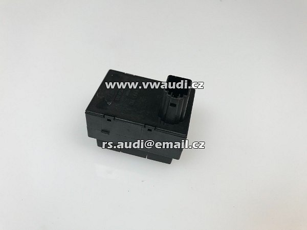 4E0 959 769, 4E0959769 Spínač nastavení sedadla Audi A8 4E el. Paměť sedadla 4EO959769 - 3