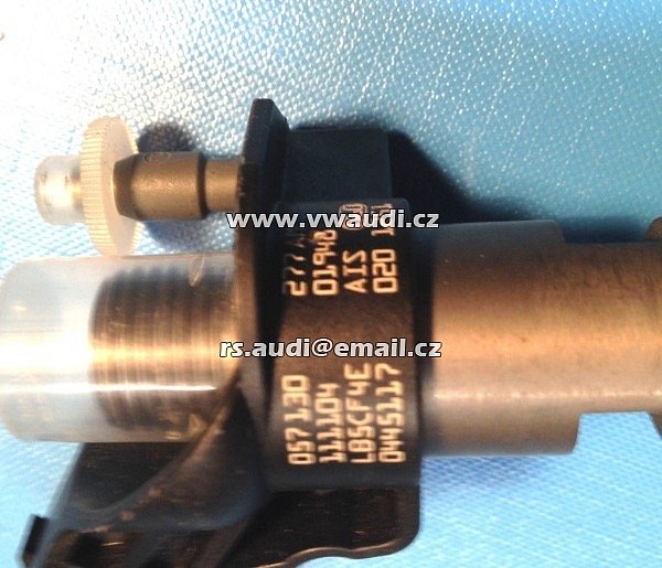 Vstřikovač Audi VW 057130277AM 0445117020 0986435412 4,2 TDI V8 - 4