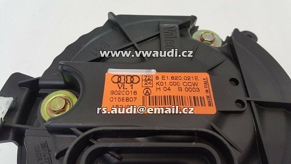 8E1 820 021 E Audi A4 B7 2006 - klimatizace ventilátor motor topení klimatizace větrák - 2