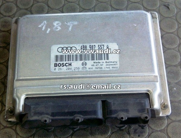 4B0 907 557 A BOSCH  0 261 204 256 Řídicí jednotka motoru Audi A6 4B 1,8T AEB Řídicí jednotka motoru - 2