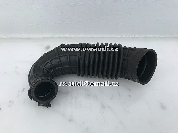 8E0129615Q Audi / Seat A4 8E / B7 2,0 l TDI čtyřválcová sací hadice BRD / BVA - 2