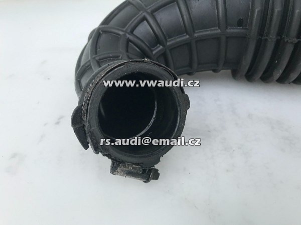 8E0129615Q Audi / Seat A4 8E / B7 2,0 l TDI čtyřválcová sací hadice BRD / BVA - 4