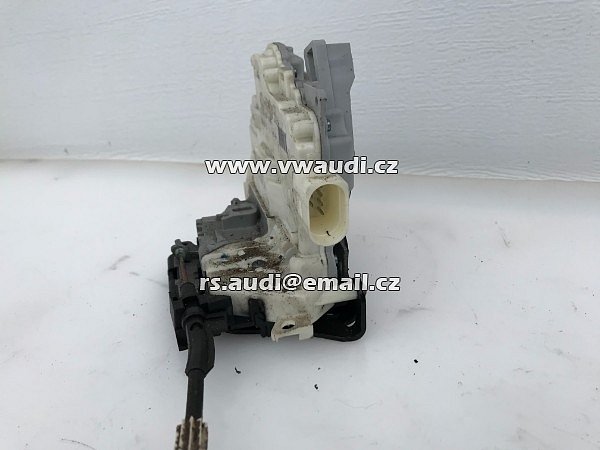  3C4 839 016 A Zámek dveří servomotor VW Passat 3C Q7 se ZV vzadu vpravo 3C4839016A - 3