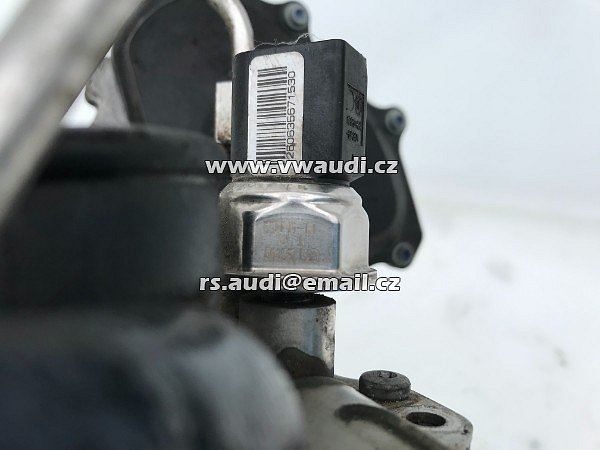 06D 133 209 T 2007 Audi a3 2.0 FSI benzínové sací potrubí + lišta  2900901599 - 16