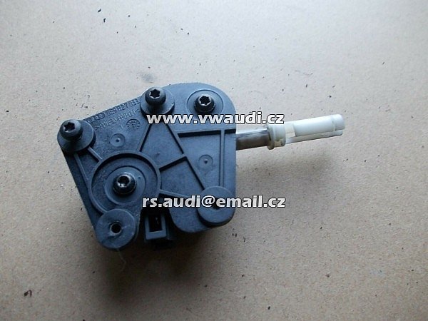 8E9 827 833 Zámek zadních výklopných dveří servomotor centál  pro Audi A3 8P 04-08  A4 B6 B7 - 2