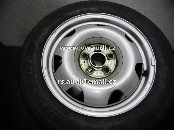 7E0 601 027B plechové disky ráfek rezerva R 17  VW T5 T6 T6,1 Bus Multivan 7E 7H pneumatika 235 R 17 Dunlop 70 % 2017 - 5