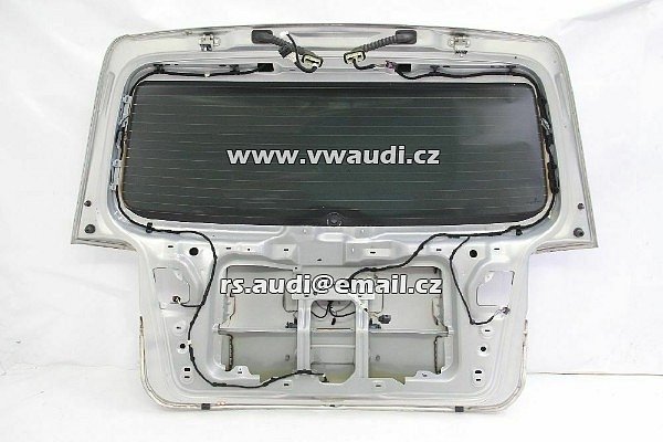 1T0 827 025 VW Touran  víko kufru  šedá  páté dveře víko kufru zadní   - 3