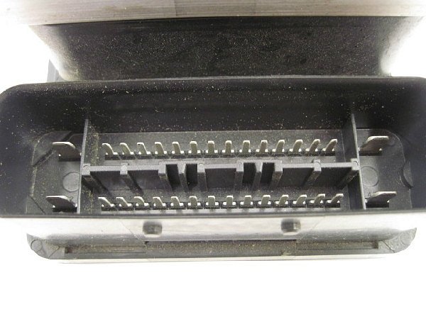 1J0 614 117G /1C0 907 379L  ABS pumpa , řídící jednotka ABS ,Čerpadlo ABS  VW Golf 4 , Bora, Škoda Octavia ,Audi A3 8L - 3