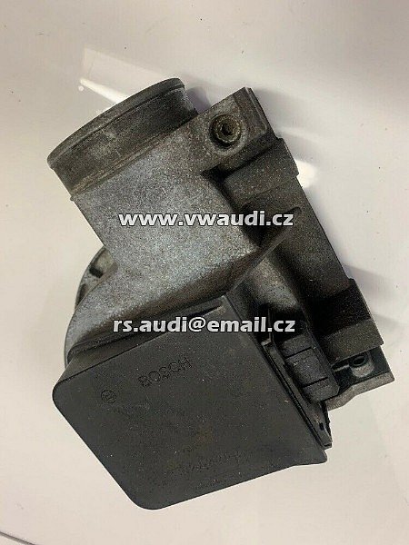 0 281 002 097  Měřič průtoku vzduchu váha vzduchu  Audi VW  - 2