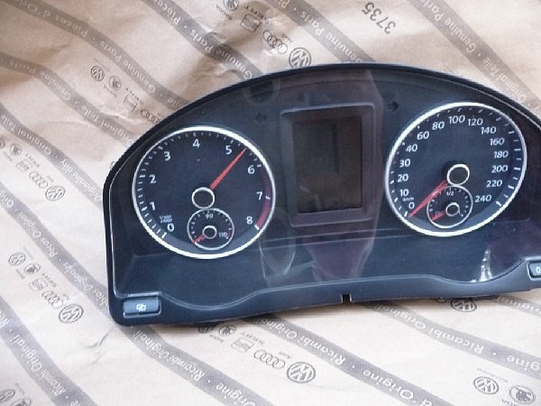 5M0 920 860A / 5M0 920 860AX  VW Golf 5 + 6 Tachometr maxidot - 3