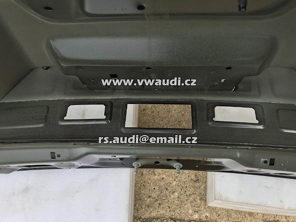 5TA 827 025 P  VW Touran II 5T 5TA 827025P černá  zadní víko dveře kufru páté kapota zadní - 11