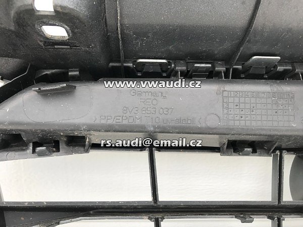 8V3 853 651 maska AUDI A3 8V 12-16 + S-Line Grill černý lesk - 7