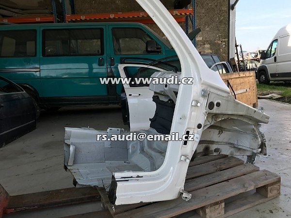Tiguan 2015 5NO ŠPIČKA PODBĚHU NOSNÍK pravá strana  podběh šavle držák tlumiče - 8