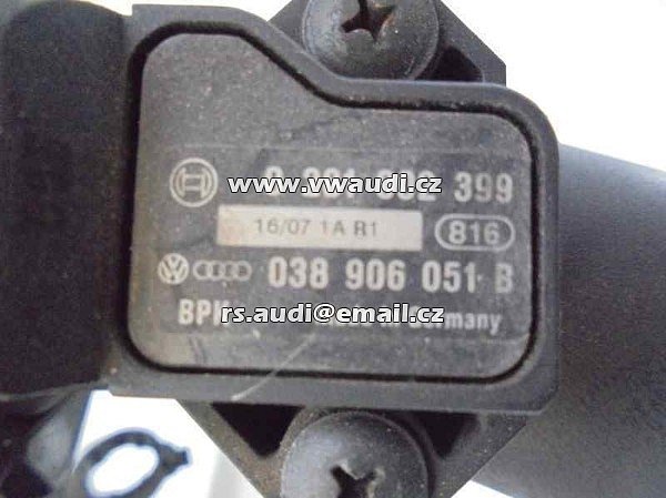 1K0 145 770 AA 2005 VW Jetta 1.9 Tdi Bkc Bxe mezichladičová hadice  - 2