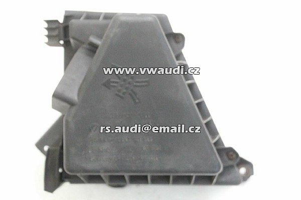 6Q0 129 601 AR Box vzduchového filtru VW POLO 9N   - 3