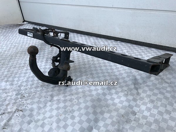 tažné hák zařízení  8T0 800 491 H WESTFALIA 305396 AUDI A4 8K A5 8T  - 2