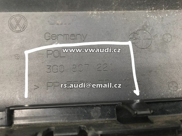3G0 807 221 Nárazník přední VW Passat 3G B8 z roku 2014 přední nárazník PDC - 5