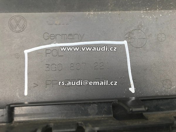 3G0 807 221 Nárazník přední VW Passat 3G B8 z roku 2014 přední nárazník PDC - 4