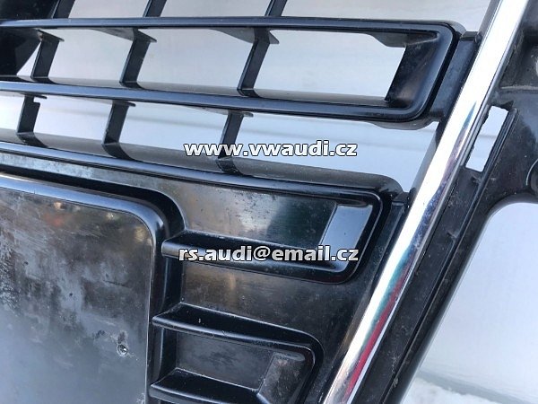 8X0 853 651  Audi A1 2011 - 2014  maska pření nárazník grill - 4