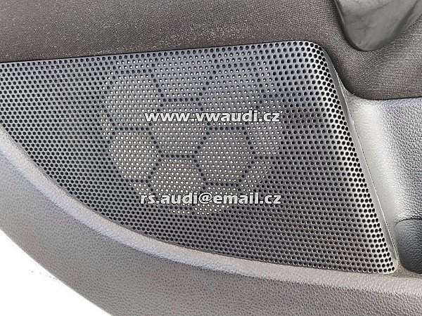  Tapecírunk dveří vnitřní obložení levé zadní dveřeK4 868 115  VW Golf 5 V  TDI Comfortline 1 K - 2