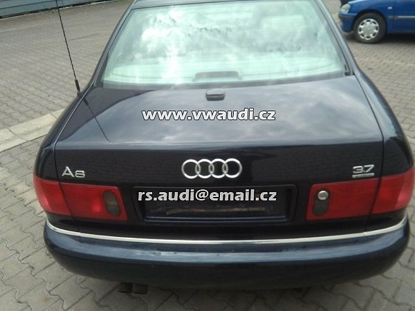  4D0827023N Audi A8 (D2) 2000 originální víko zavazadlového prostoru pro GPS satelitní navigaci - 3