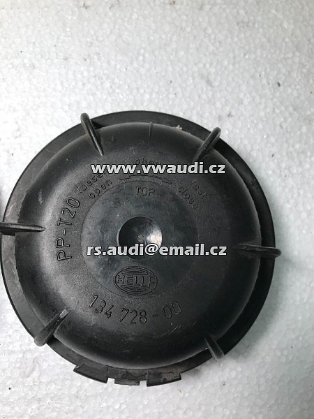 357 941 607  /  134 728 00  Audi VW Kryt zadní protiprachový krytka  - 3