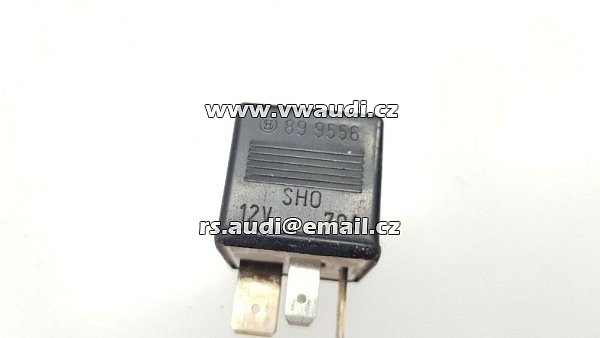 relé č. 217 Audi A6 C5 1999 LHD 2X relé řídící jednotky 899556 30858687 4 konektor 217 - 2