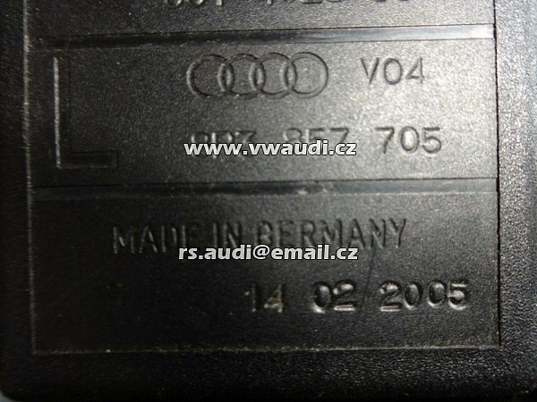 AUDI A3 / 8P 3-dveřový bezpečnostní pás přední levý 8P3857705 černý - 2