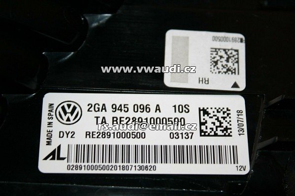 2GA 945 096 A  zadní světlo VW T Roc LED zadní světlo 2GA945096A 2GA945096D pravé - 4