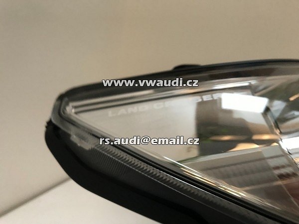 81130-60N10 Toyota Land Cruiser Prado lampa světlo přední pravé spolujezdec . - 14