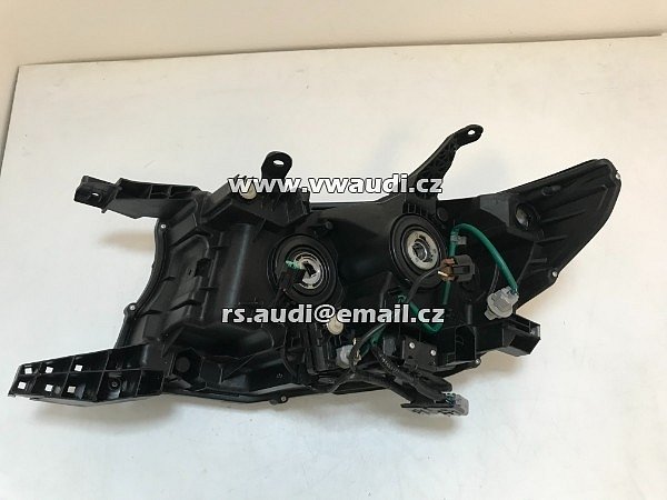 81130-60N10 Toyota Land Cruiser Prado lampa světlo přední pravé spolujezdec . - 13