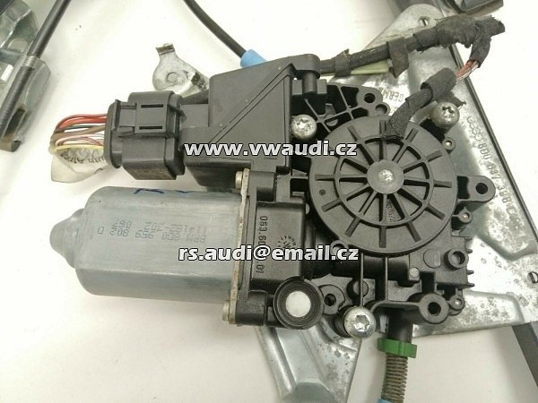 8D0 837 398 C Motor ovládání okna Audi A4 B5, motor ovládání okna, přední pravý 8D0  - 2