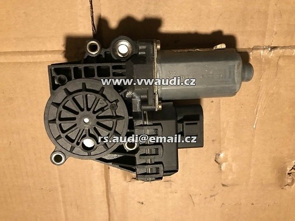 0130821787 Regulátor oken motor zadní levý Audi A4 B5 1996 97 98 99 2000 - 2