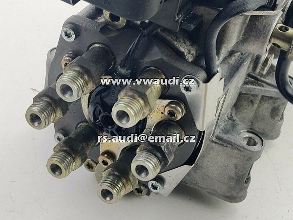 059 130 106L naftové čerpadlo Audi A4 B6 8E AKE 2.5 TDI V6 VP44 A6 4B C5 0986444073 - 2