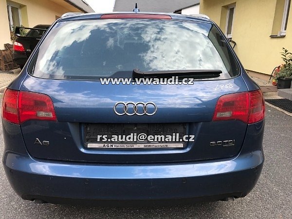 4F9 945 221 A Držák žárovky zadní levá vnitřní objímka žárovky Originální Audi A6 Avant 4F9 - 3